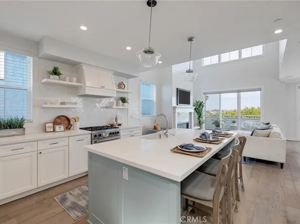 1524 Wollacott St, Redondo Beach, CA 90278