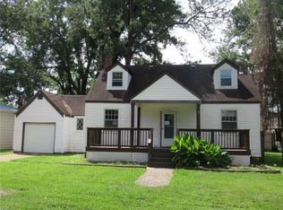 128 Gillis Rd, Portsmouth, VA 23702