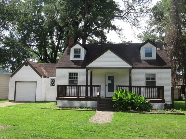 128 Gillis Rd, Portsmouth, VA 23702
