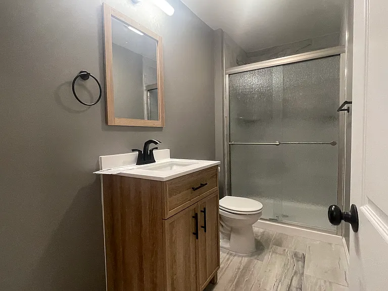 523 Baltimore St #1 — Photo 9