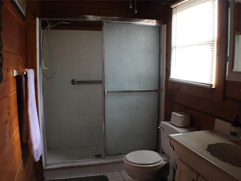 3045 Yorkshire Dr — Photo 10
