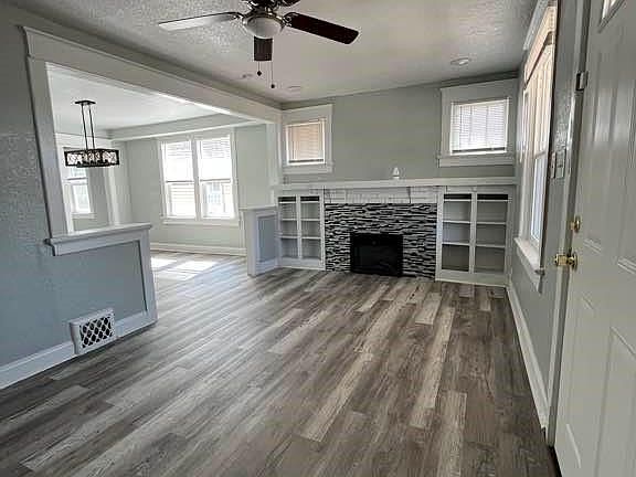 4th image of 2617 Quincy Ave