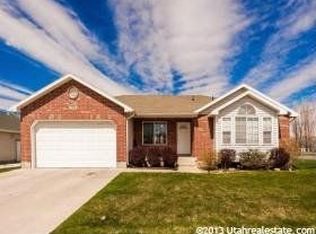 1024 W 1875 N, Clinton, UT 84015