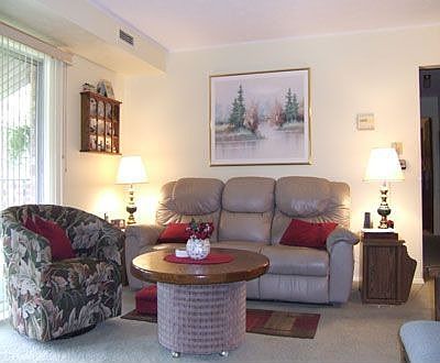 4th image of 16440 Heather Ln