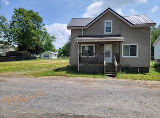 100 Water St, Big Run, PA 15715
