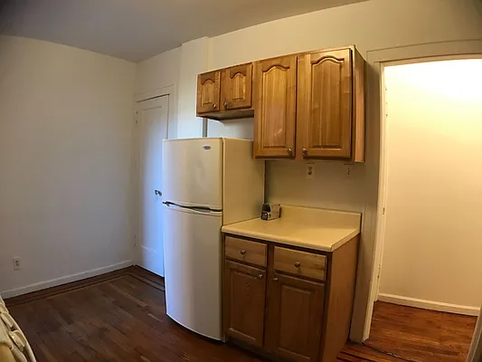 Rented by Roth Realty Management LLC | media 3