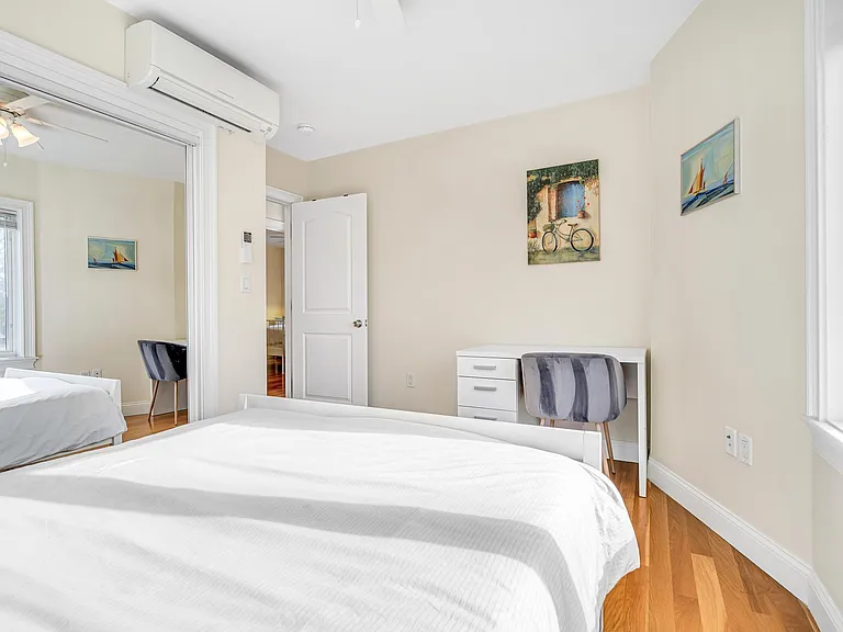 10 Bradbury St #10 — Photo 24