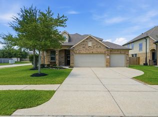 224 Harbor Bend Ln, Dickinson, TX 77539