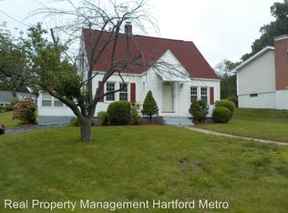 56 Gardner St, Manchester, CT 06040