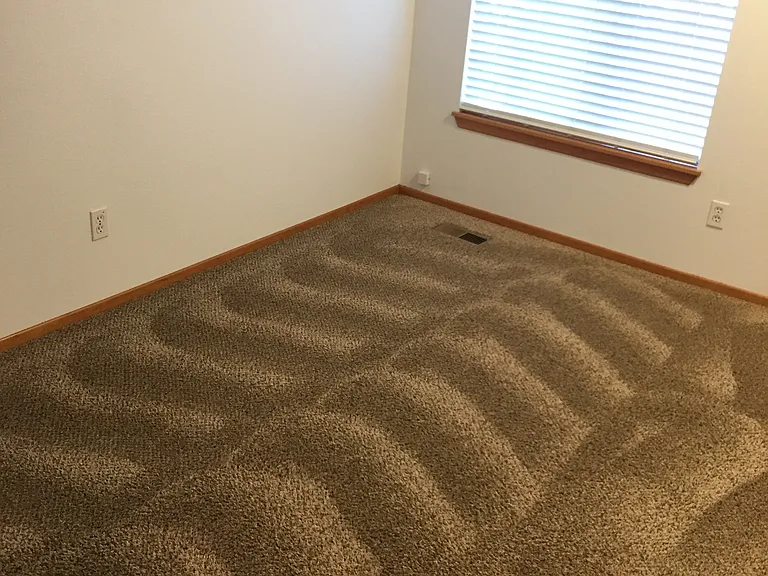 SW bedroom