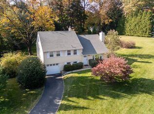 426 Maynard Dr, Wayne, PA 19087