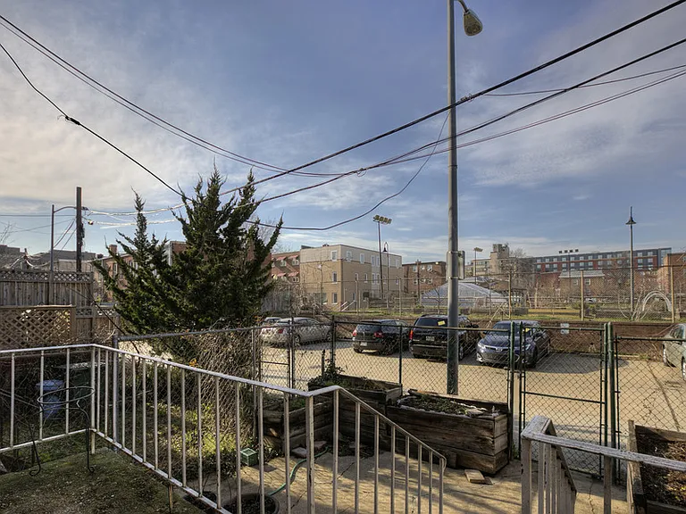 317 Elm St NW — Photo 15