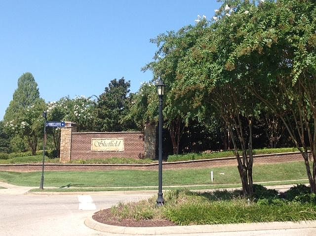 1st image of 11921 Lakehurst Ln #1