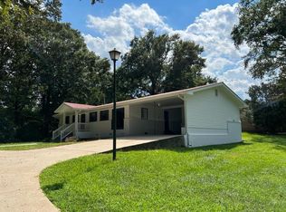 25 Forest Ct, Covington, GA 30016