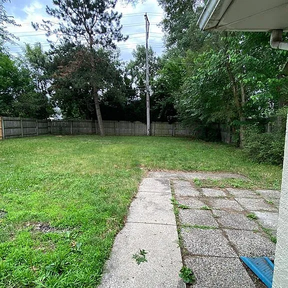 3358 Poplar Ave — Photo 17
