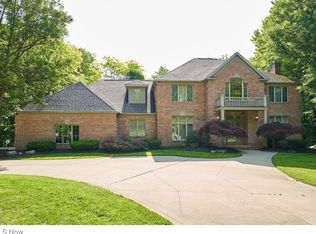 1443 Reserve Dr, Akron, OH 44333