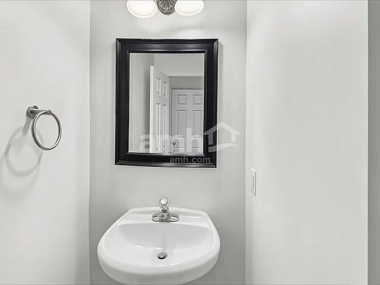 131 Village Dr — Photo 9