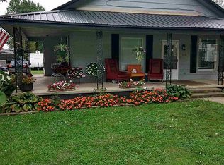 127 Stanford St, Crab Orchard, KY 40419