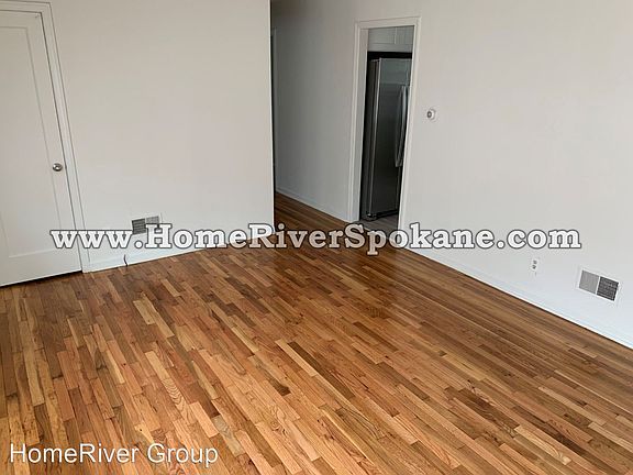 4th image of 221 N Broad St #B