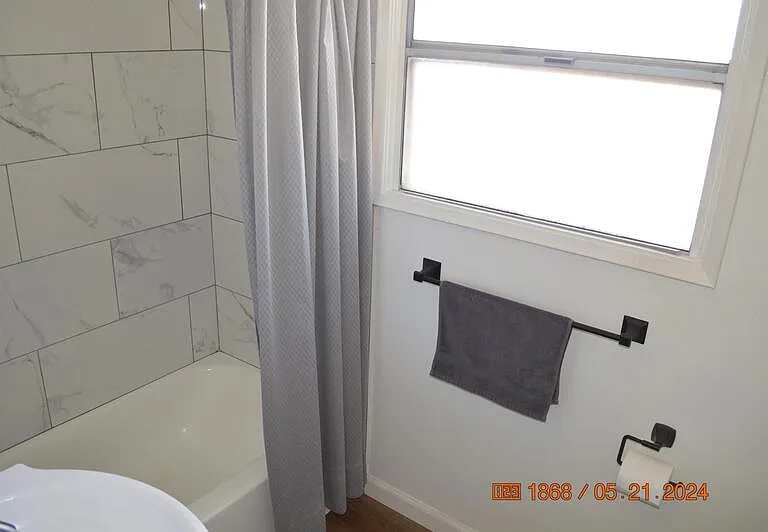930 S Rose St — Photo 32