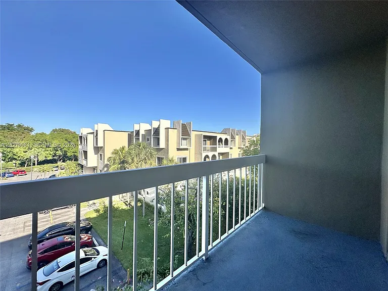 7860 Camino Real #L-410 — Photo 8
