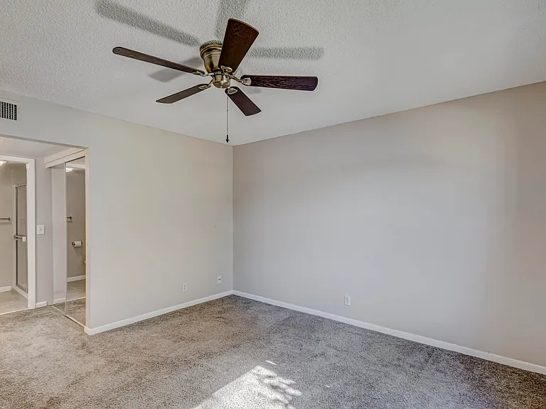 601 Sabal Ridge Cir #A — Photo 30