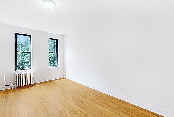 3rd image of 504 E 88th St #5E