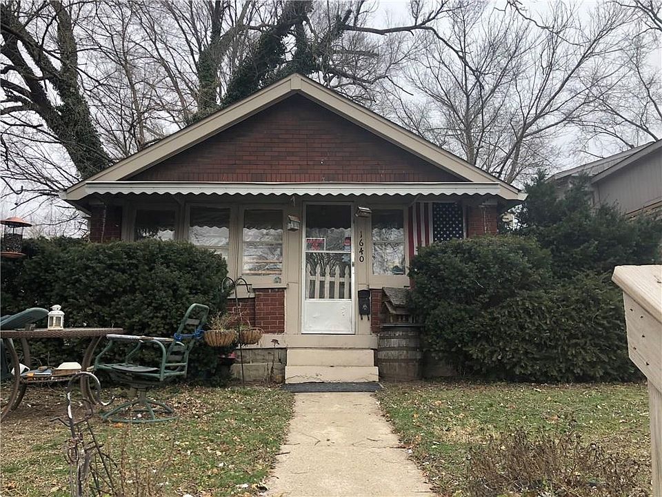 2nd image of 1640 Comer Ave