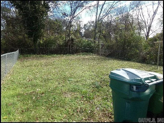2323 S Spring St — Photo 13