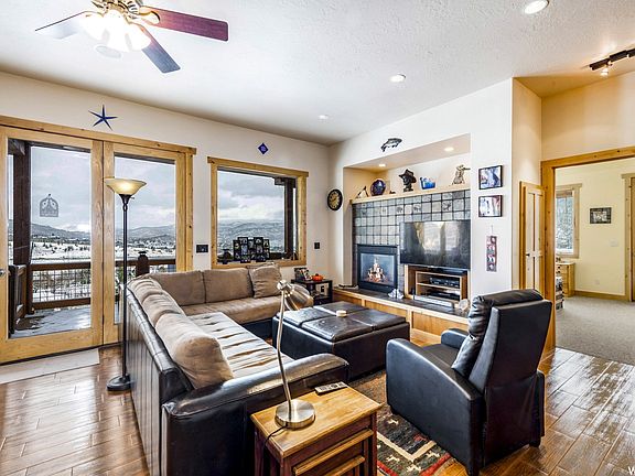 4th image of 7836 Douglas Dr #66