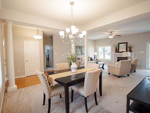 Old photo of dining room before hardwoods
