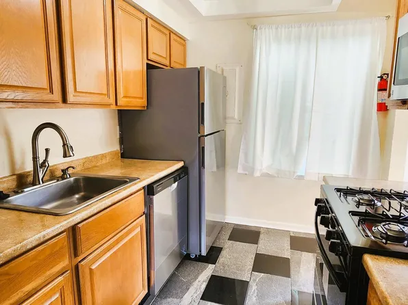 10213 Campus Way S Unit 28, Upper Marlboro, MD 20774