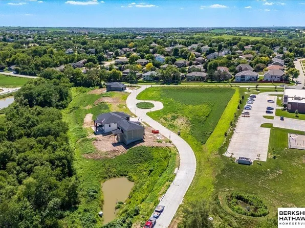 29 Villages Of Monrovia, Papillion, NE 68046