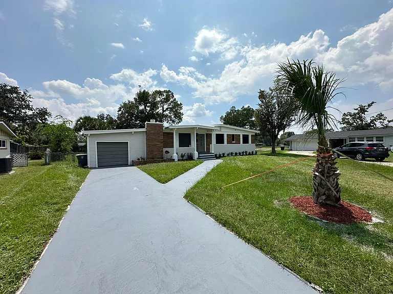 4217 Kings Ct — Photo 1