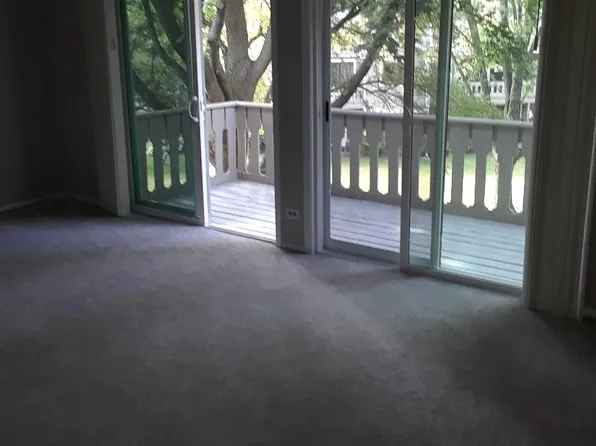 375 Newgate Ct Unit N2, Schaumburg, IL 60193