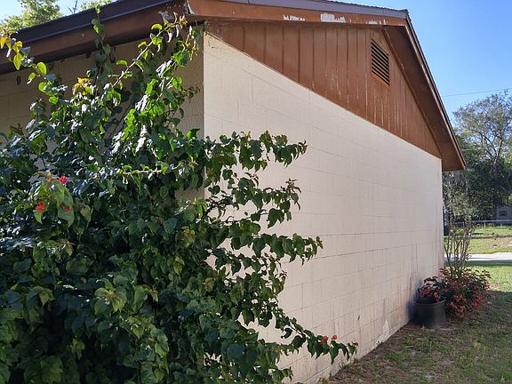 3rd image of 270 Luis Ln