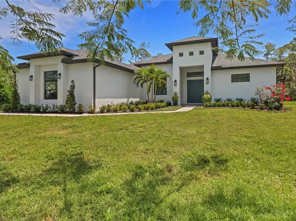 1340 Logan BLVD S, NAPLES, FL 34116