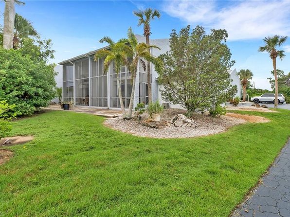 14 Watercolor Way #14, Naples, FL 34113