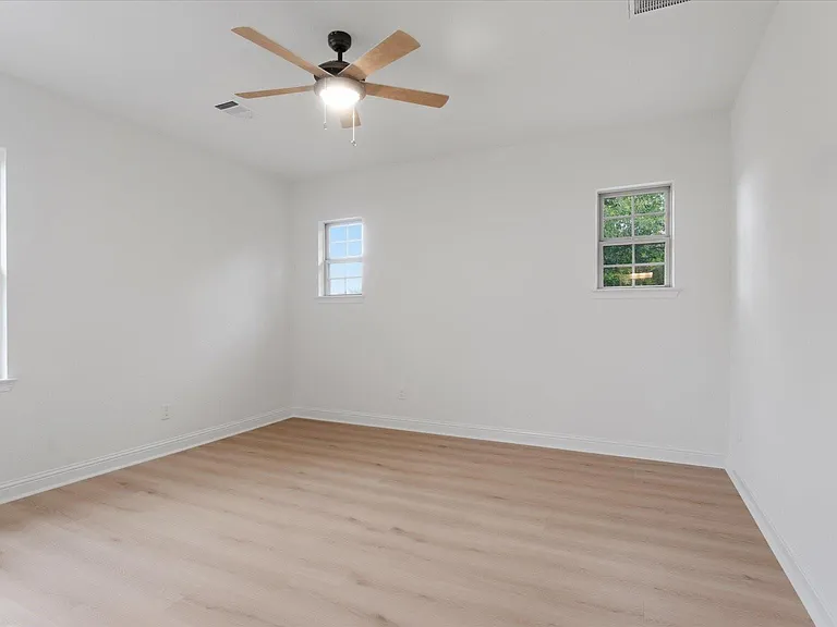 2 Gracenote Pl — Photo 32