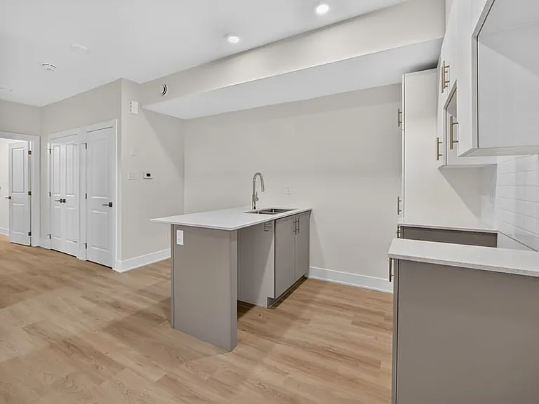 157 Glynn Ave #B — Photo 5