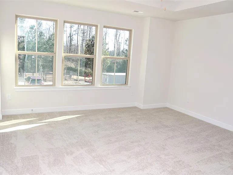 154 Eagle Wood Dr — Photo 13
