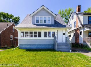 12568 Wilshire Dr, Detroit, MI 48213