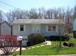 117 Clark Ave, Saint Clairsville, OH 43950