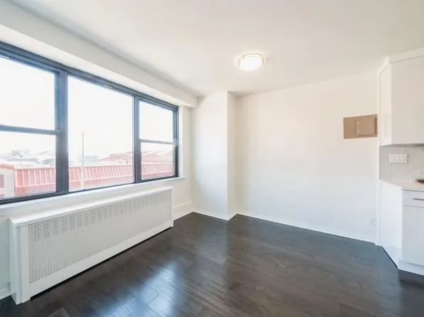 500 Central Avenue image 10 of 28