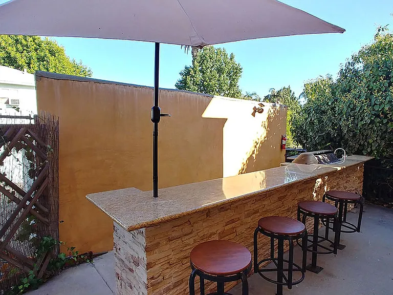20/20 Villa Apts — Photo 4