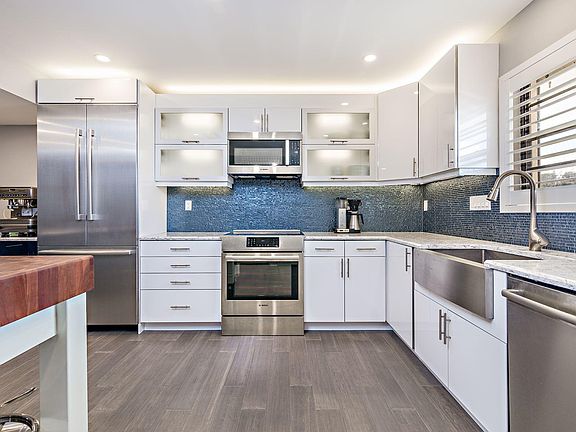 2nd image of 300 N Highway A1a APT M306