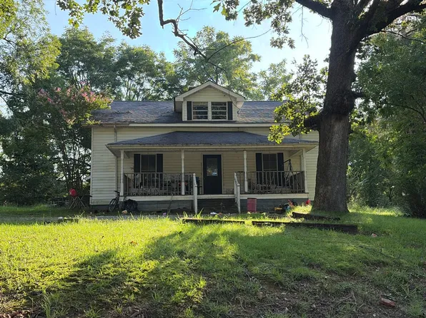 382 County Road 410, Madisonville, TN 37354