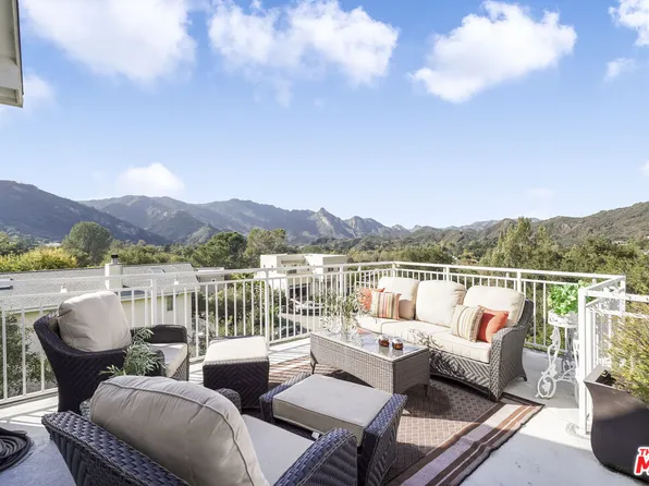 25603 Monte Nido Dr, Calabasas, CA 91302