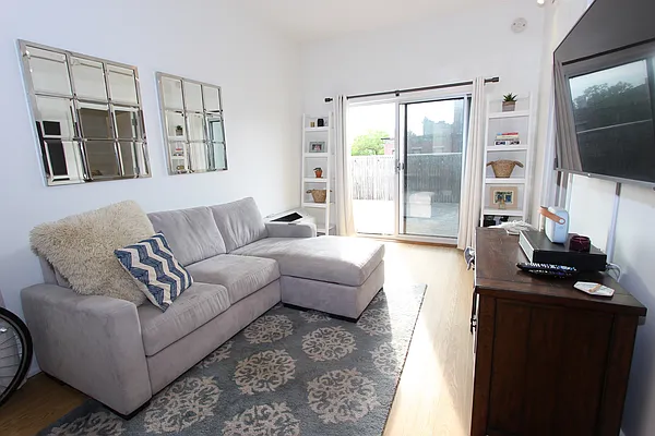 Rented by Compass | media 8