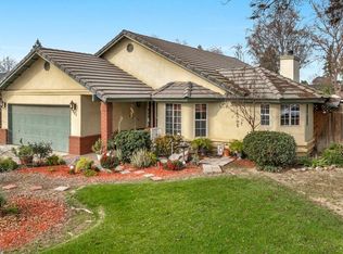521 W Prospect Ave, Exeter, CA 93221